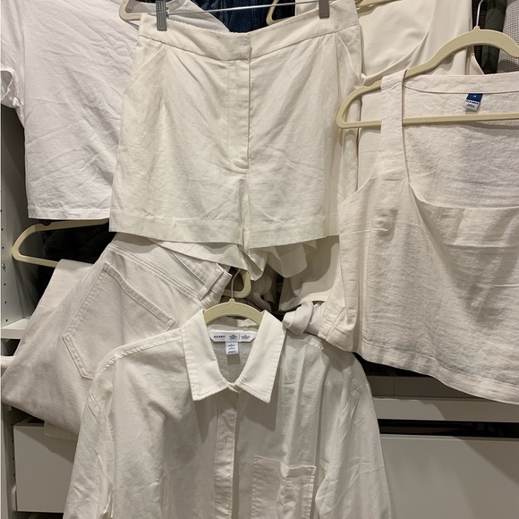 Aritzia Wilfred Fable Linen shorts - white, light birch - NWOT -pleated tailored - Picture 8 of 8
